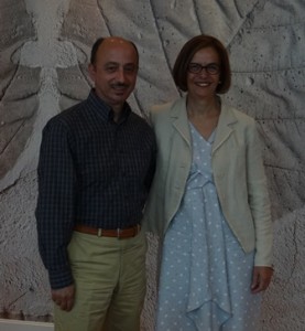 Η κ. Μυρσίνη Ζορμπά, Πρόεδρος του Δικτύου για τα Δικαιώματα του Παιδιού με τον κ. Γ. Ρούντο Διευθυντή Δημοσίων Σχέσεων και Ε.Κ.Ε. του Ομίλου INTERAMERICAN.